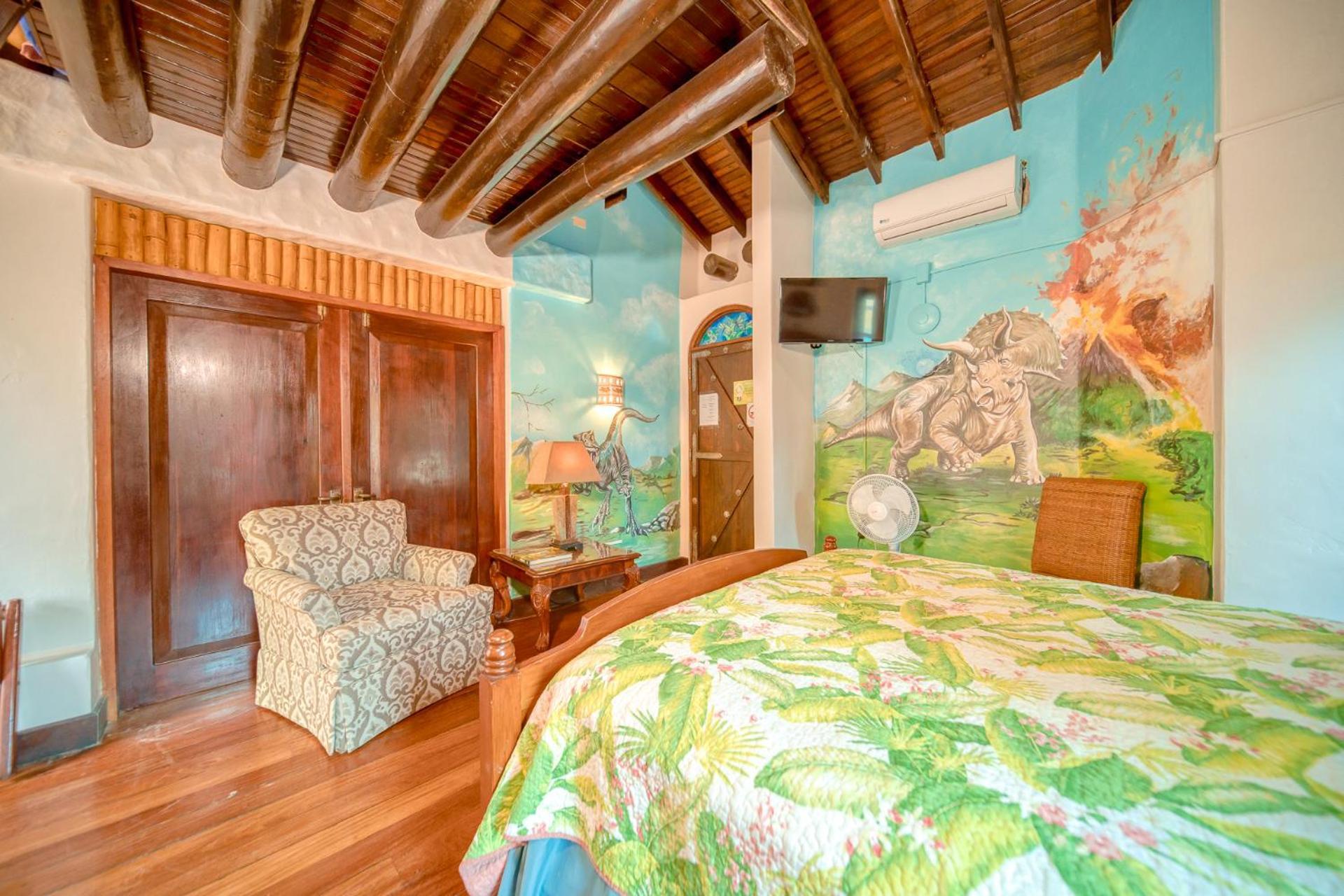 Caribe Tesoro West Bay Exterior foto
