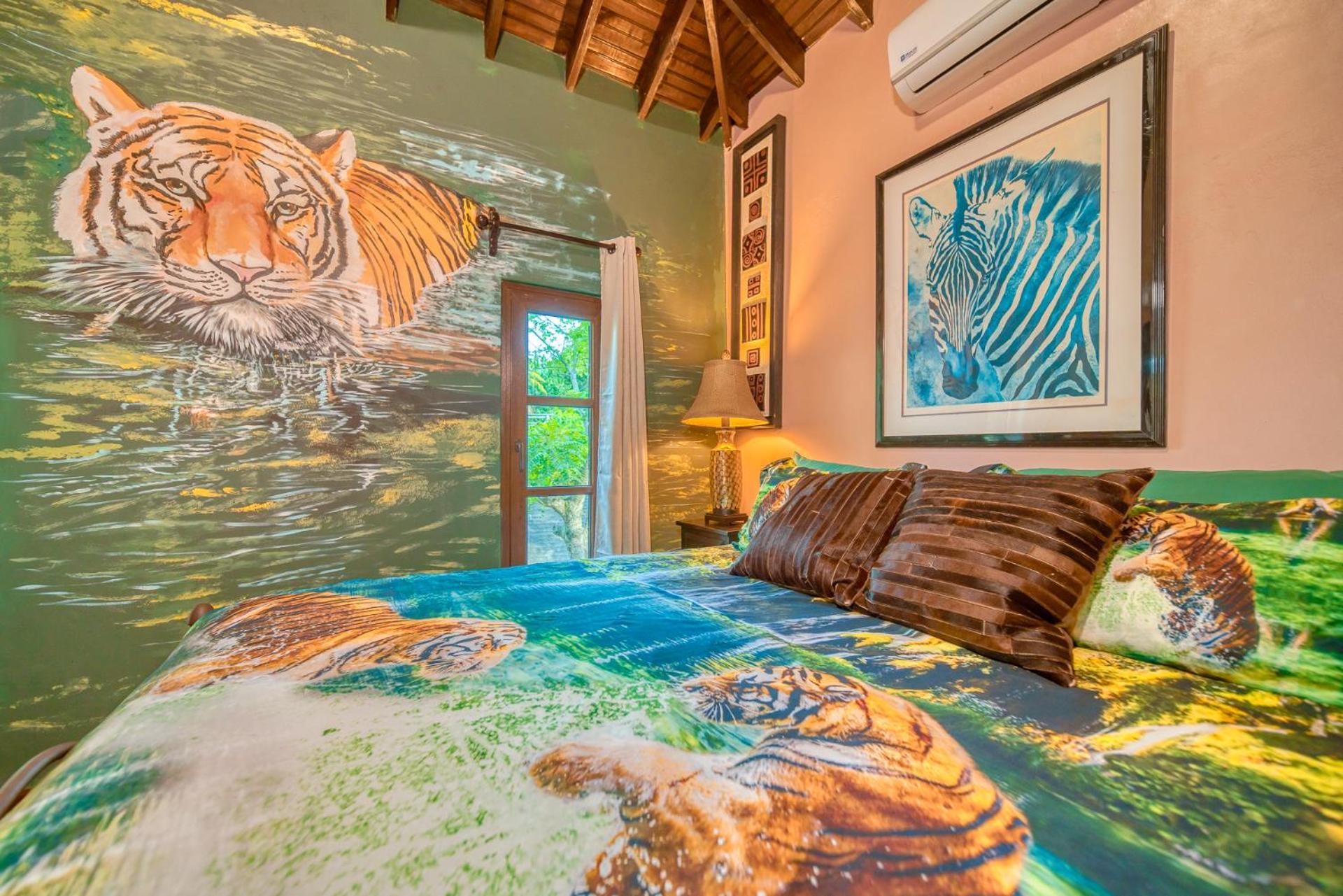 Caribe Tesoro West Bay Exterior foto