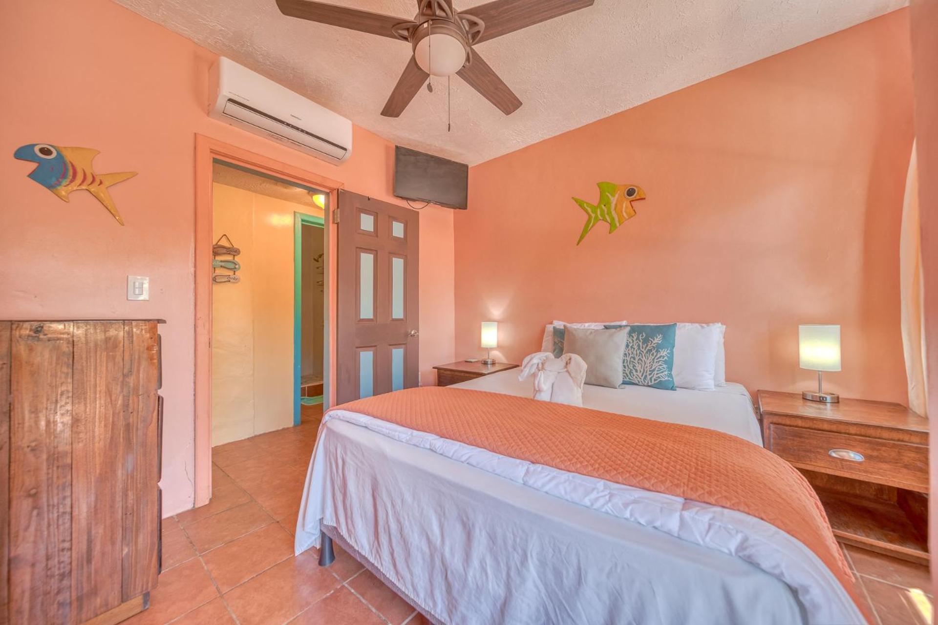 Caribe Tesoro West Bay Exterior foto