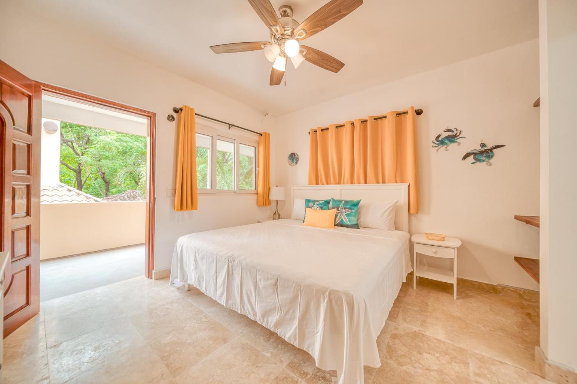 Caribe Tesoro West Bay Exterior foto
