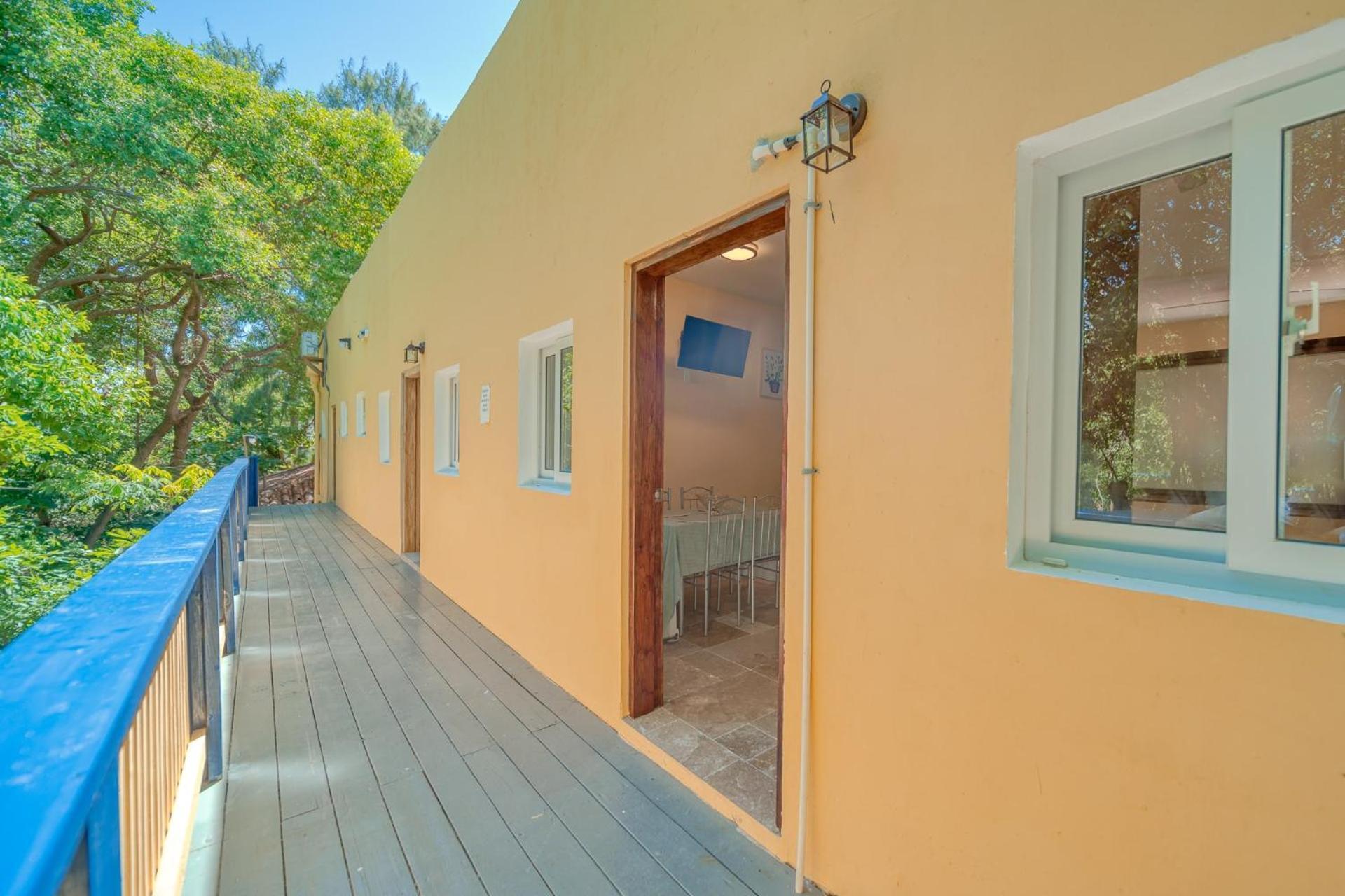Caribe Tesoro West Bay Exterior foto