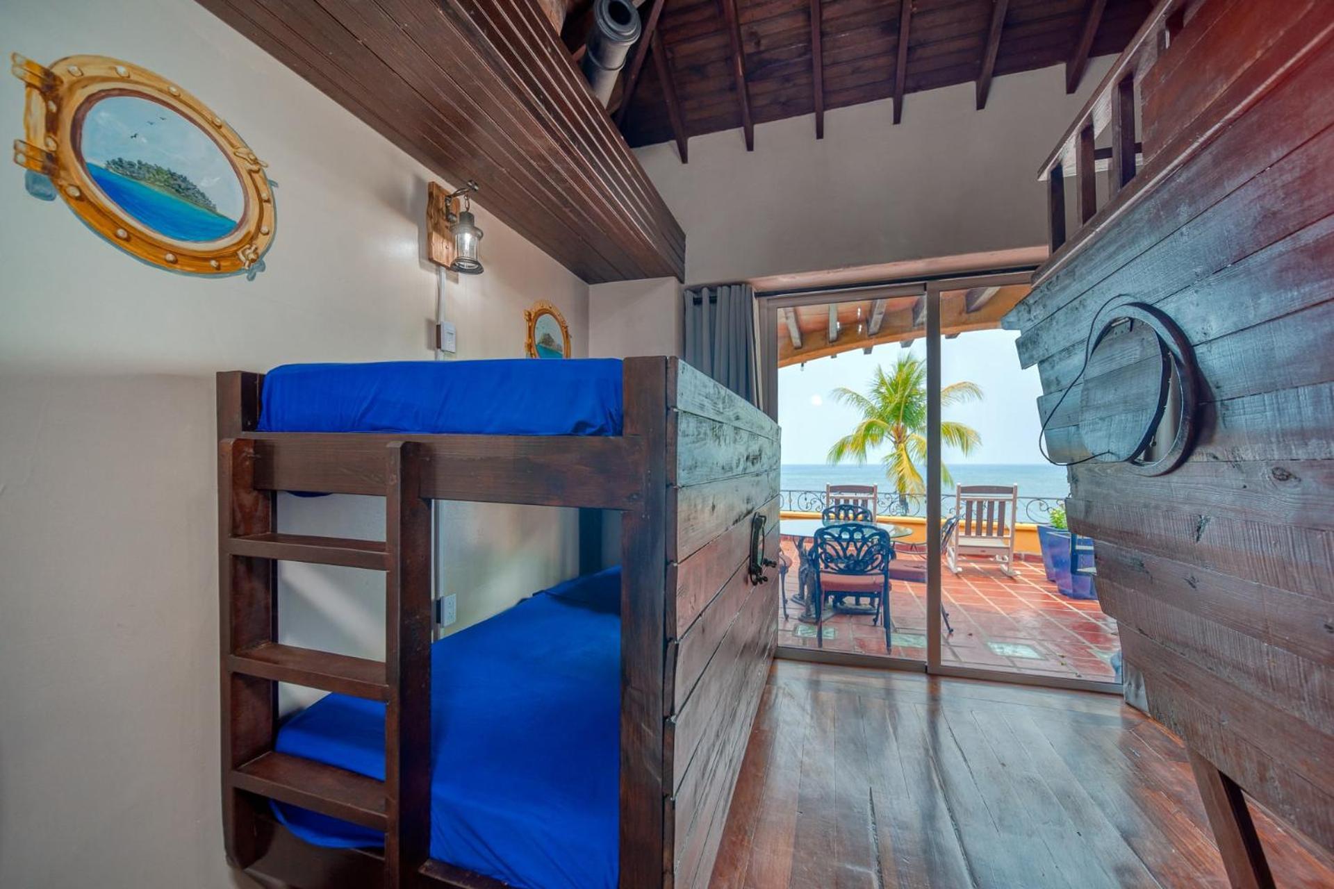 Caribe Tesoro West Bay Exterior foto